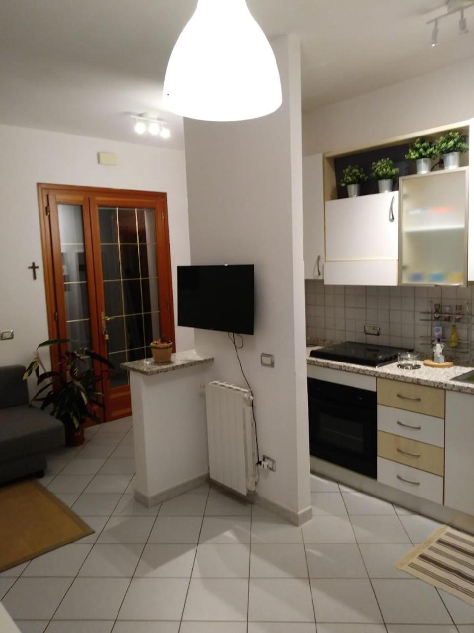 Angy House Apartment Iolanda di Savoia ภายนอก รูปภาพ