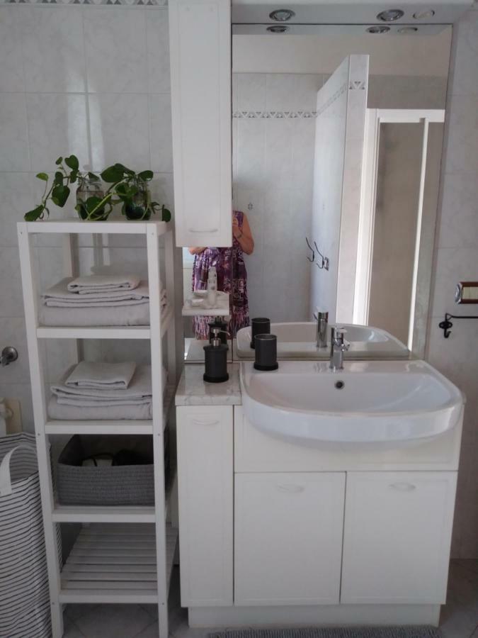 Angy House Apartment Iolanda di Savoia ภายนอก รูปภาพ