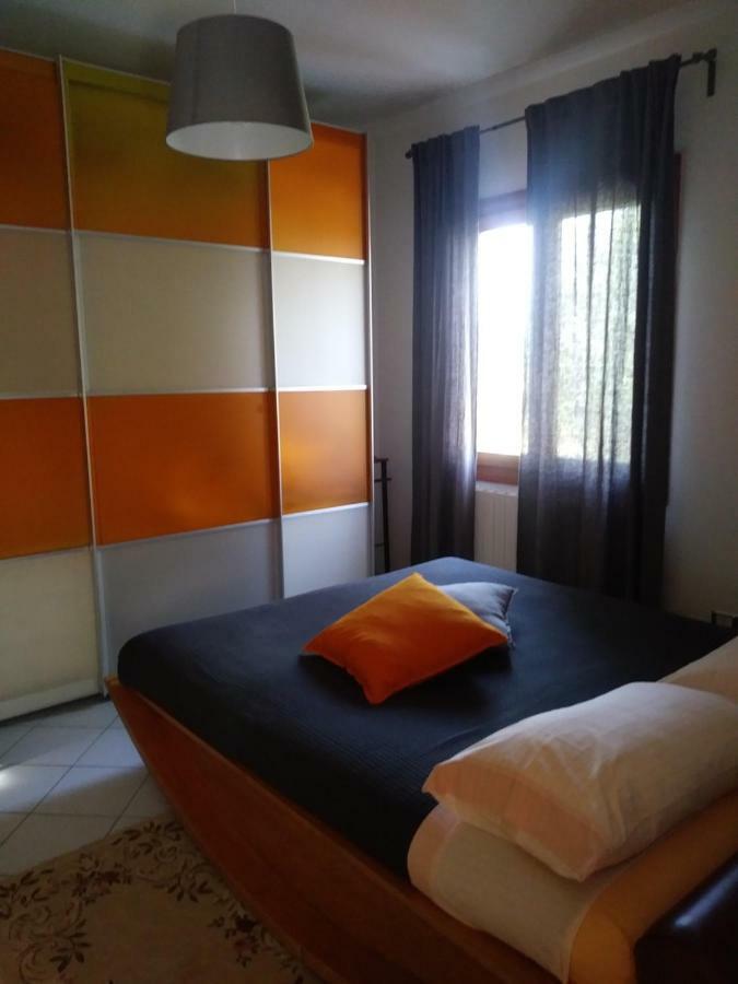Angy House Apartment Iolanda di Savoia ภายนอก รูปภาพ
